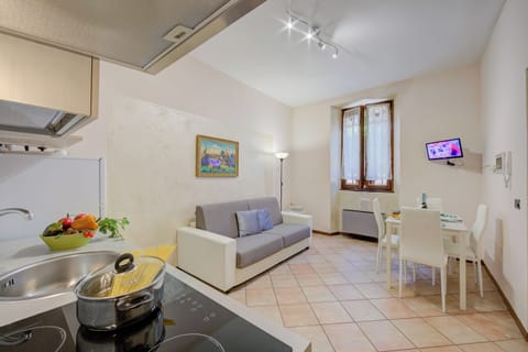 Standard Apartment, 1 Bedroom (Berny 100m from lake & Private garage) | Interior