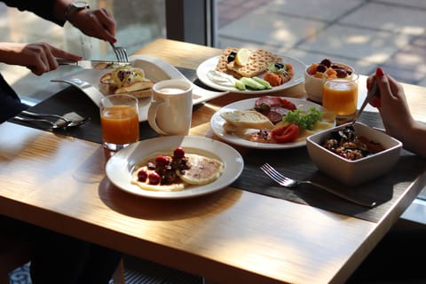Daily buffet breakfast (HUF 8500 per person)
