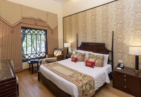 Room (Duplex) | Premium bedding, minibar, in-room safe, desk