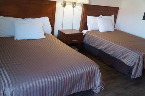 Standard Room, 2 Double Beds | Desk, free WiFi, bed sheets