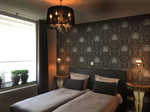 Comfort Double Room | Blackout drapes, soundproofing, free WiFi, bed sheets