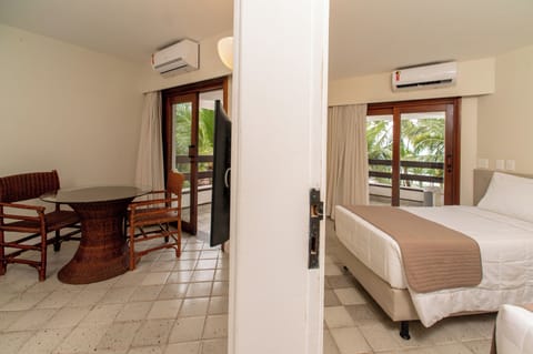 Deluxe Double or Twin Room, 2 Twin Beds, Sea View | Minibar, in-room safe, free WiFi, bed sheets