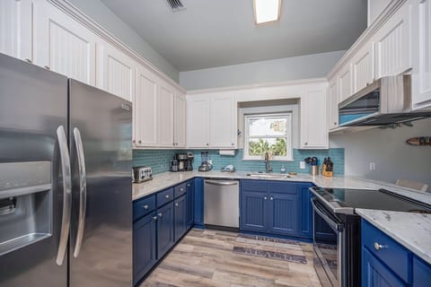 Fully stocked, upscale kitchen with everything needed to cook for your group