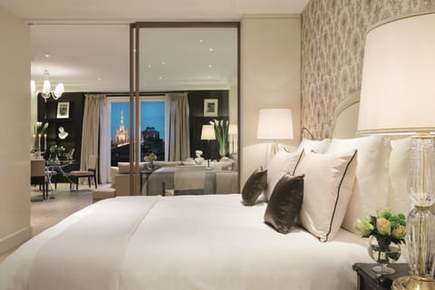 Panoramic Suite (Duomo) | Premium bedding, down comforters, minibar, in-room safe