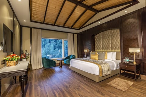 Superior Suite (Devdaar Suite) | Premium bedding, minibar, in-room safe, individually decorated