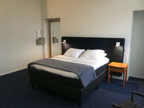 In-room safe, desk, blackout drapes, cribs/infant beds