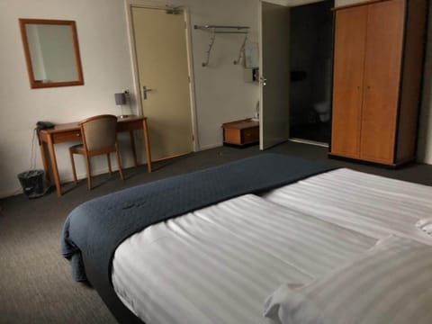 In-room safe, desk, blackout drapes, cribs/infant beds