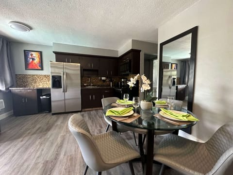 Grilling /BBQ Stations at the Pool