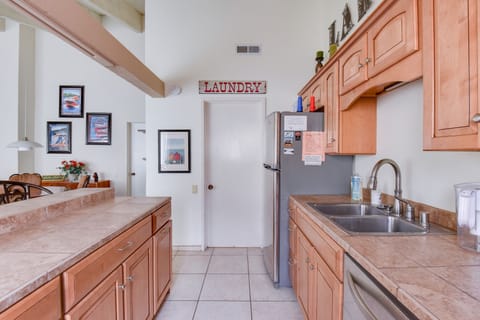 Condo, Multiple Beds (Waters Edge Vista) | Private kitchen | Fridge, microwave, oven, stovetop