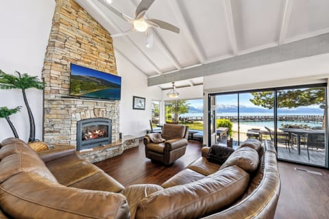 Enjoy lakefront access for the whole family.