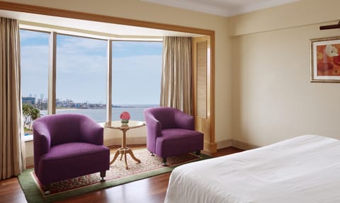 Premium Partial Sea View Room | Premium bedding, memory foam beds, minibar, in-room safe