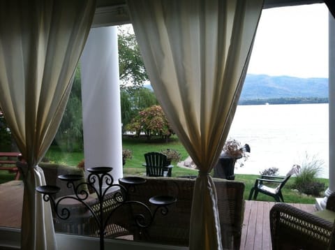 House, 5 Bedrooms, Lake View | View from room