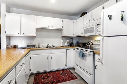 Fully stocked kitchen