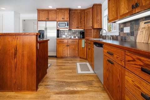 "Kitchen is well equipped for a professional rental." - Steph C.