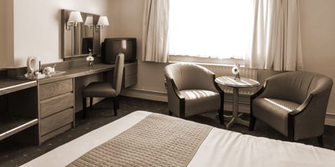 Executive Double Room | In-room safe, desk, WiFi, bed sheets