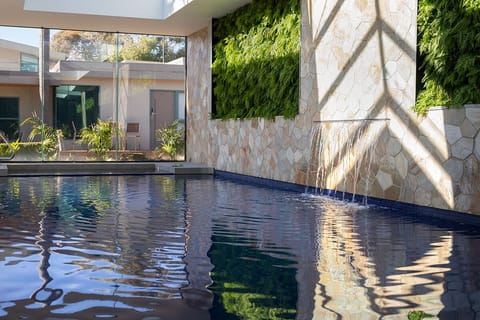 Indoor pool, sun loungers