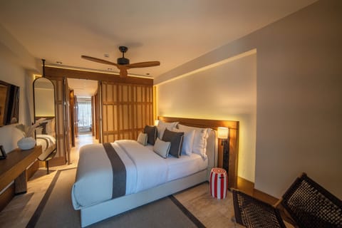 Terrace Seaview Suite | Premium bedding, minibar, in-room safe, desk