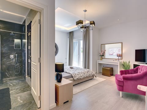 Villa | 4 bedrooms, individually furnished, bed sheets