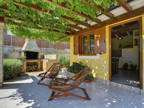 Villa | Exterior