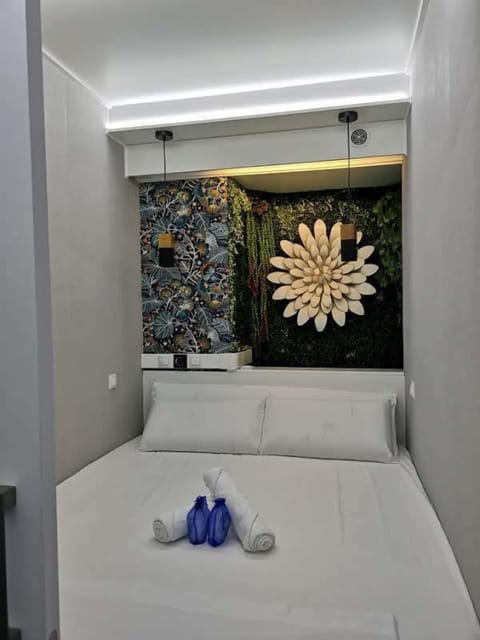 Mini Mini Double Room con baño compartido | Hypo-allergenic bedding, soundproofing, iron/ironing board, free WiFi
