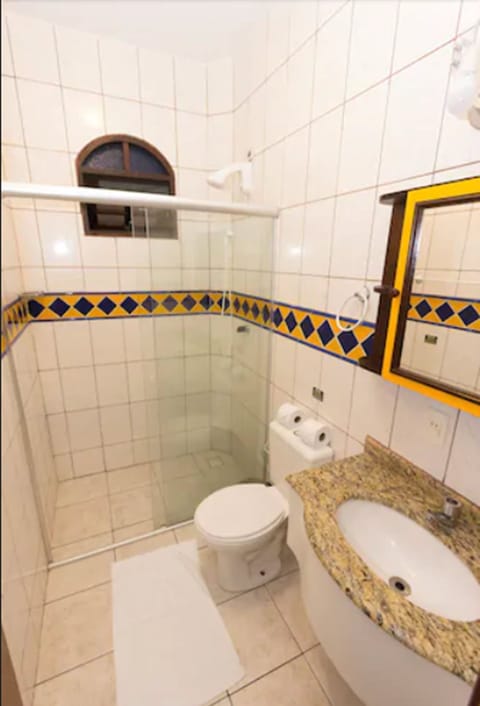 Standard Double or Twin Room | Bathroom | Shower, towels