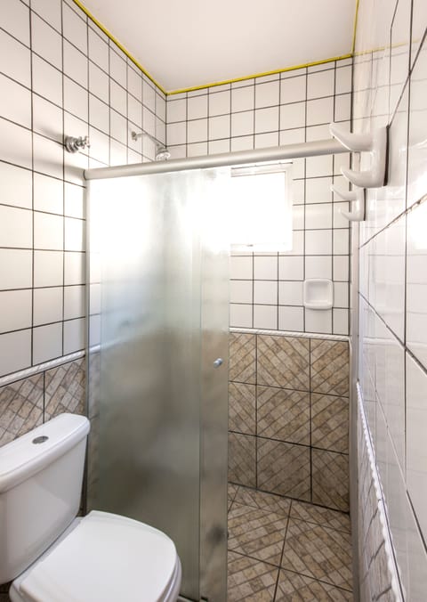 Standard Double Room | Bathroom | Shower, hair dryer, towels