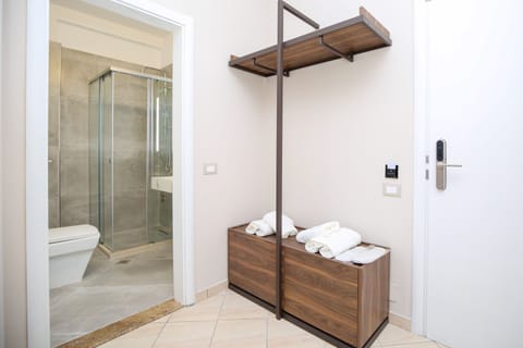 Standard Double Room | Minibar, desk, soundproofing, free WiFi