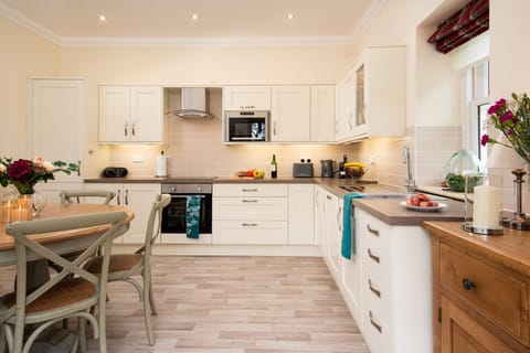 Dryburgh Steading Three - kitchen