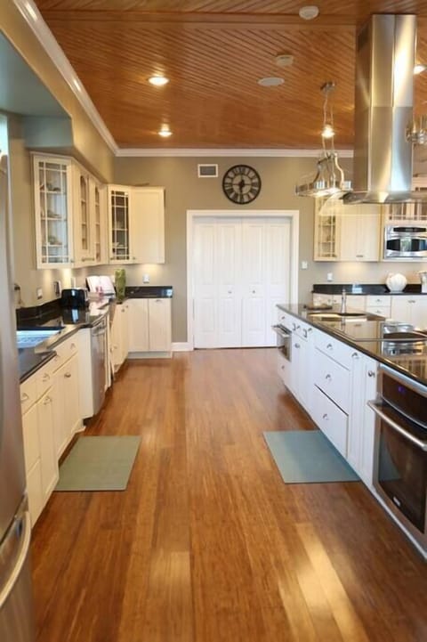 Chef’s kitchen with high end chef appliances 