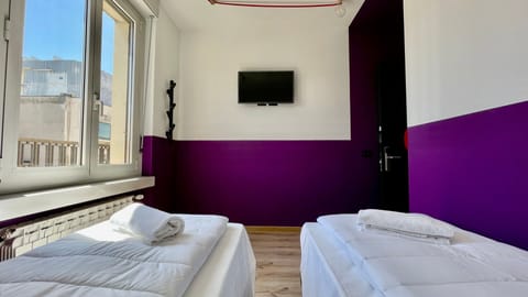 Double or Twin Room | Soundproofing, free WiFi, bed sheets