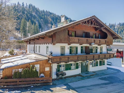 Holiday Home Exterior [winter]