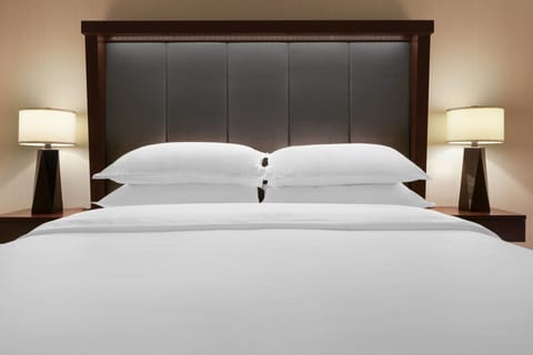 Premium bedding, in-room safe, desk, laptop workspace