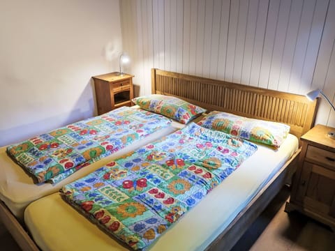 Bed, Bedroom, Furniture, Bedding, Bed Sheet, Wood, Interior Design, Linens, Bed Frame, Floor