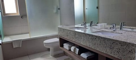 Presidential Suite | Bathroom | Towels