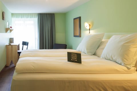 Family Room, 2 Queen Beds, Non Smoking, Private Bathroom | Premium bedding, down comforters, in-room safe, individually decorated