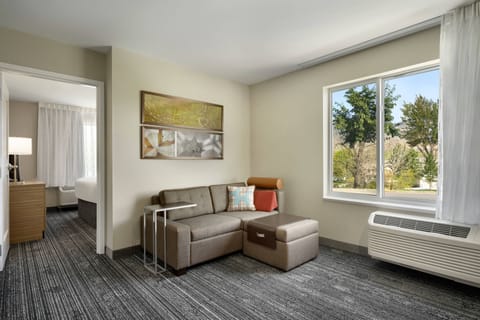 Suite, 1 Queen Bed | Living area | Smart TV, Netflix, Hulu, streaming services