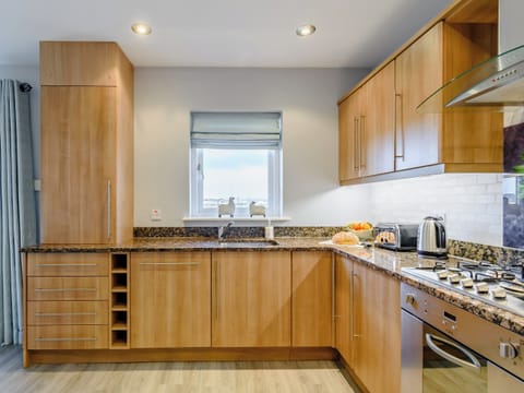 Kitchen | Kittiwake, Amble, near Morpeth