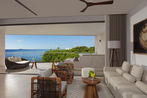 Preferred Club Bahia Mita Suite Ocean View | Hypo-allergenic bedding, free minibar, in-room safe, blackout drapes