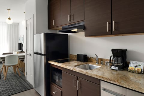 Studio, 2 Queen Beds (Mobility/Hearing Accessible, Tub) | Private kitchen | Fridge, microwave, stovetop, dishwasher