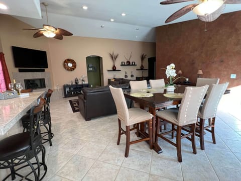 Casa Milan La Quinta CA Livingroom 5