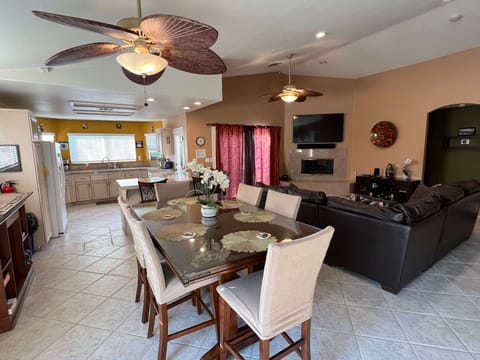 Casa Milan La Quinta CA Dining room 2