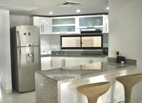 Basic Apartment | Private kitchen | Microwave