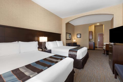 Deluxe Studio Suite, Multiple Beds, Non Smoking | Egyptian cotton sheets, premium bedding, pillowtop beds, in-room safe