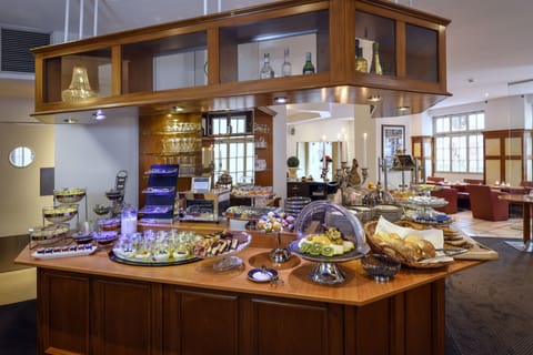 Daily buffet breakfast (EUR 20 per person)