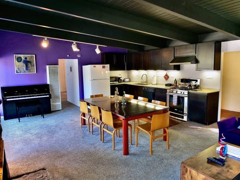 Kitchen and dining room. Kitchen is fully equipped. - Kitchen and dining room. Kitchen is fully equipped.