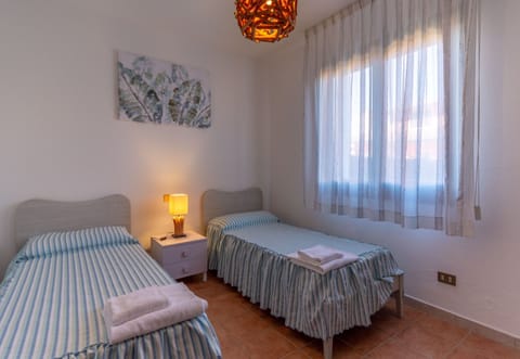 Family House, 2 Bedrooms, 2 Bathrooms, Sea Facing (Albarella V3 3) | 2 bedrooms, free WiFi, bed sheets