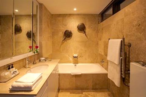 Room 5, Superior Double or Twin room, 1 King Bed, Ocean View, Corner | Bathroom | Designer toiletries, hair dryer, bathrobes, slippers