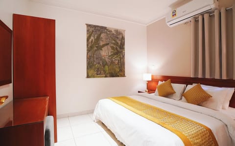 Deluxe Villa, 2 Bedrooms | Hypo-allergenic bedding, minibar, in-room safe, desk