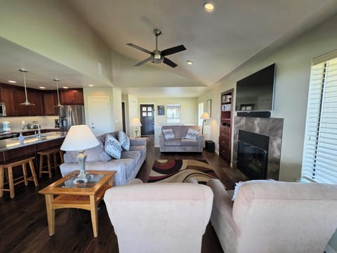 New couch & love seat in 2025