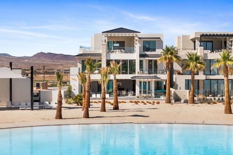 Lagoon Front Backyard